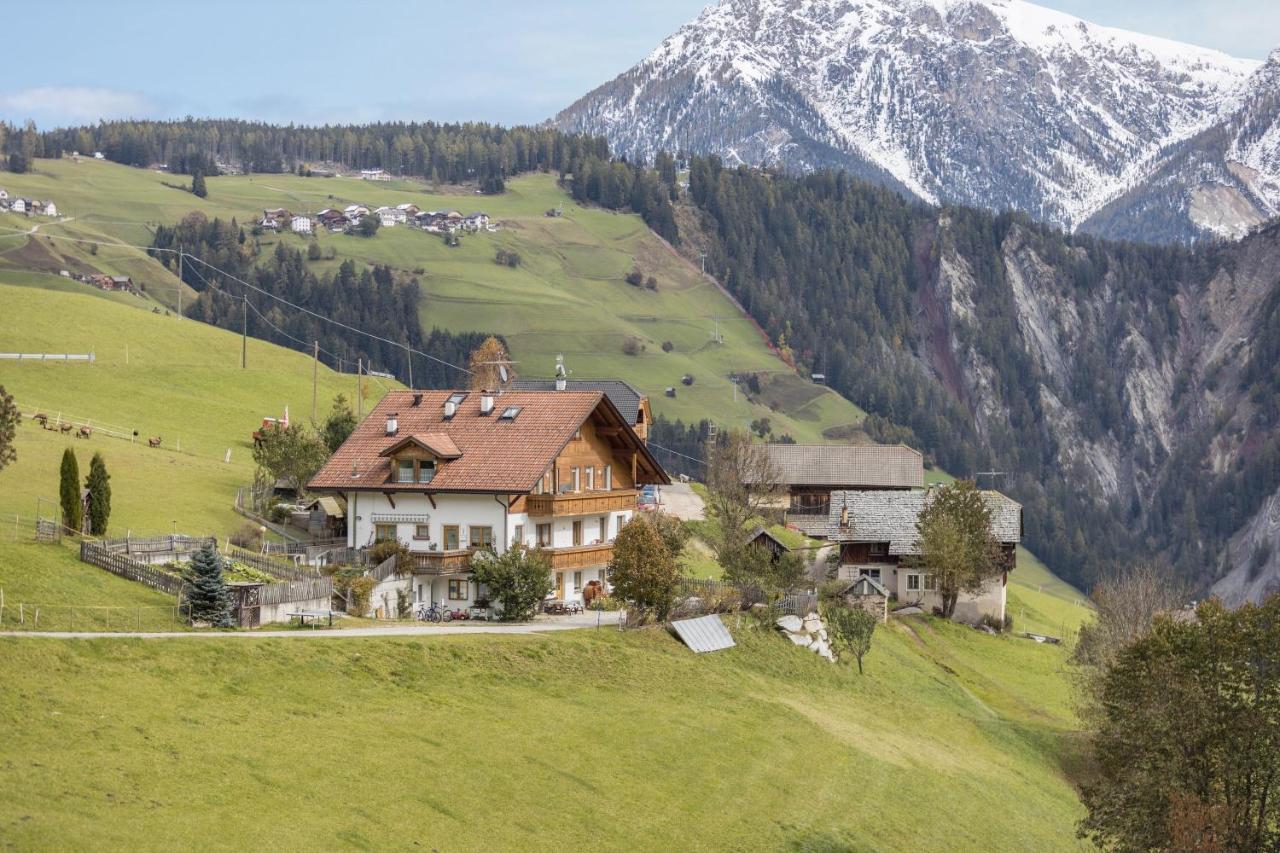 Haus Belodei - Apt B San Martino in Badia Exterior photo